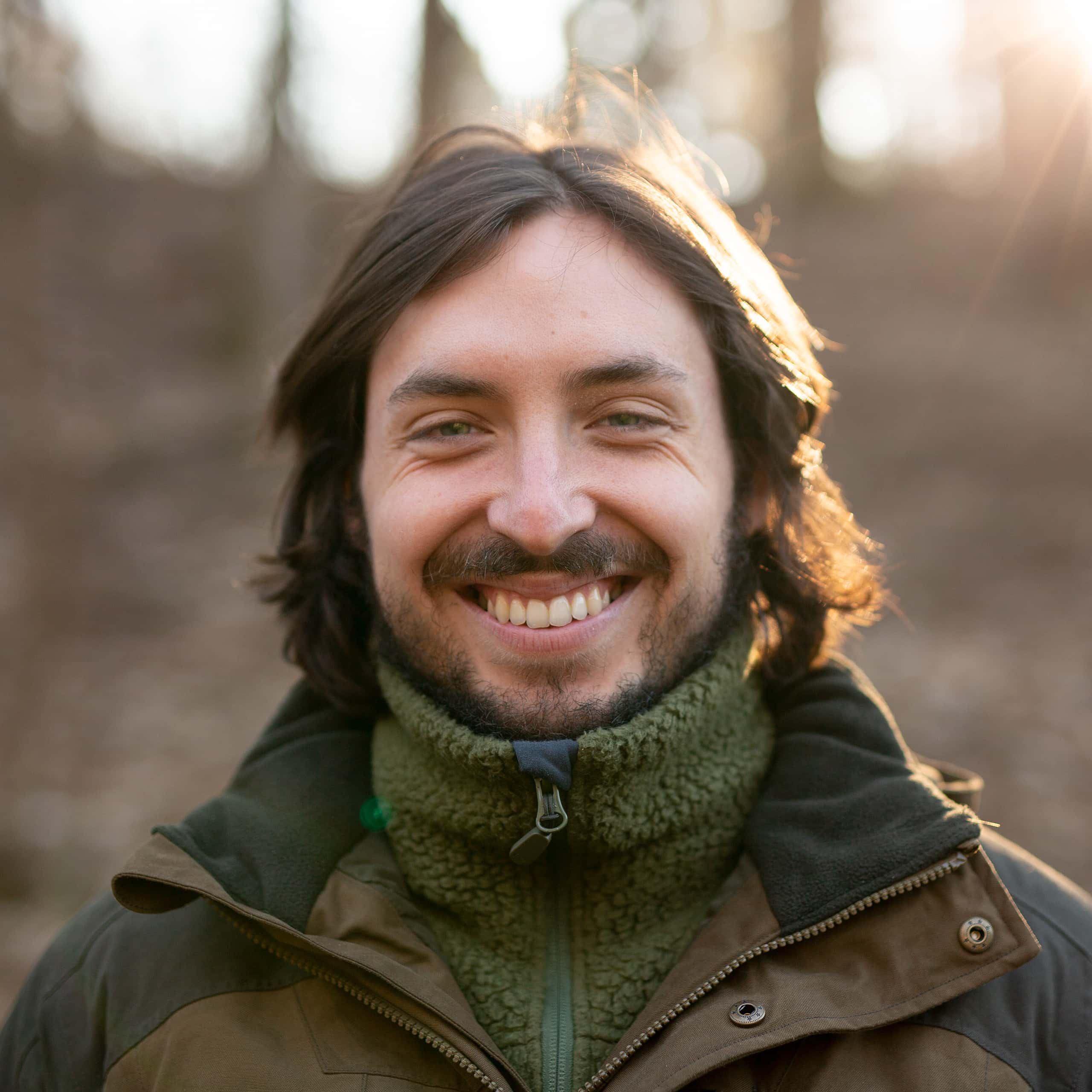 Portrait von Teilnehmer aus Jagdausbildung.