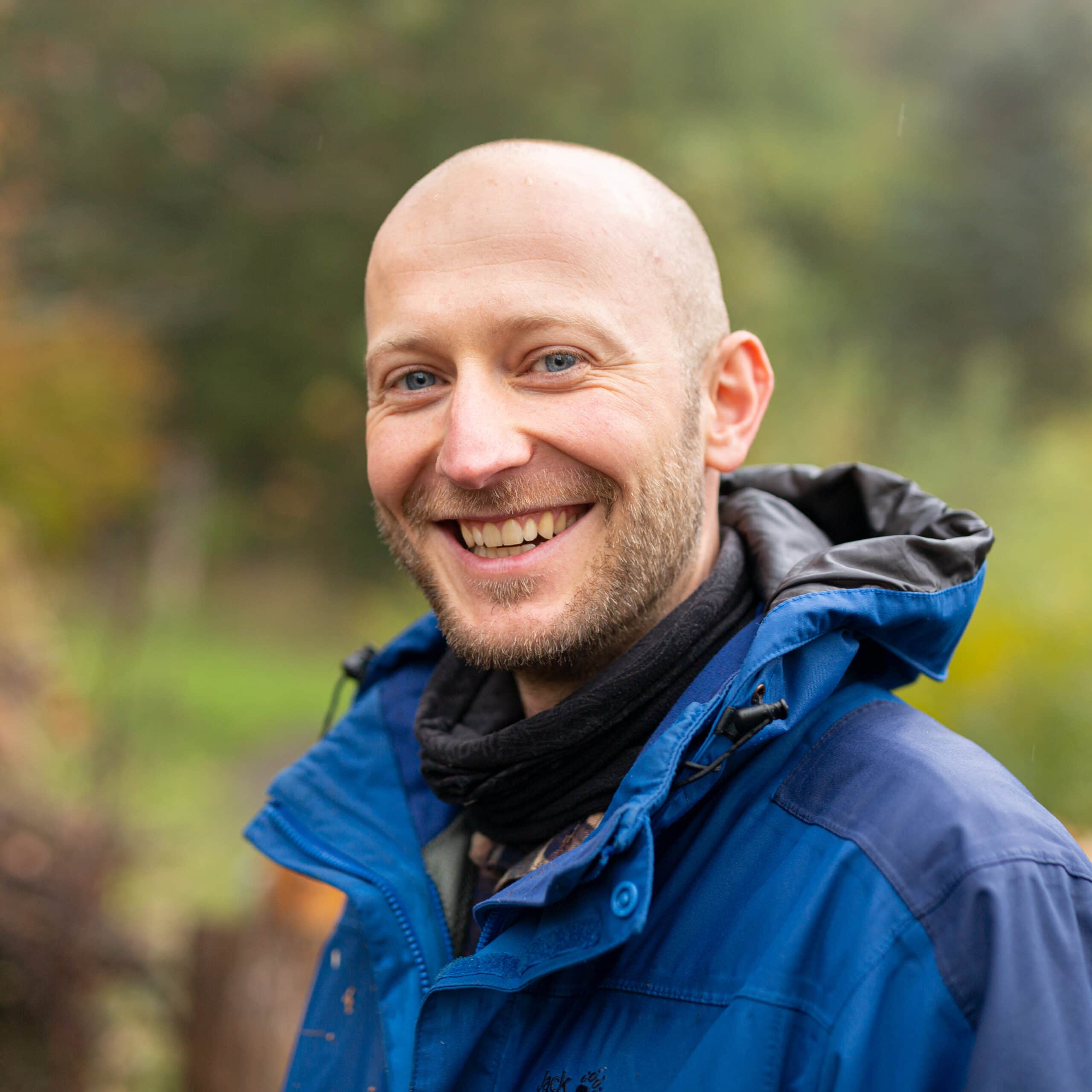 Portrait von einem Teilnehmer vom Kurs für pflanzliche Notnahrung