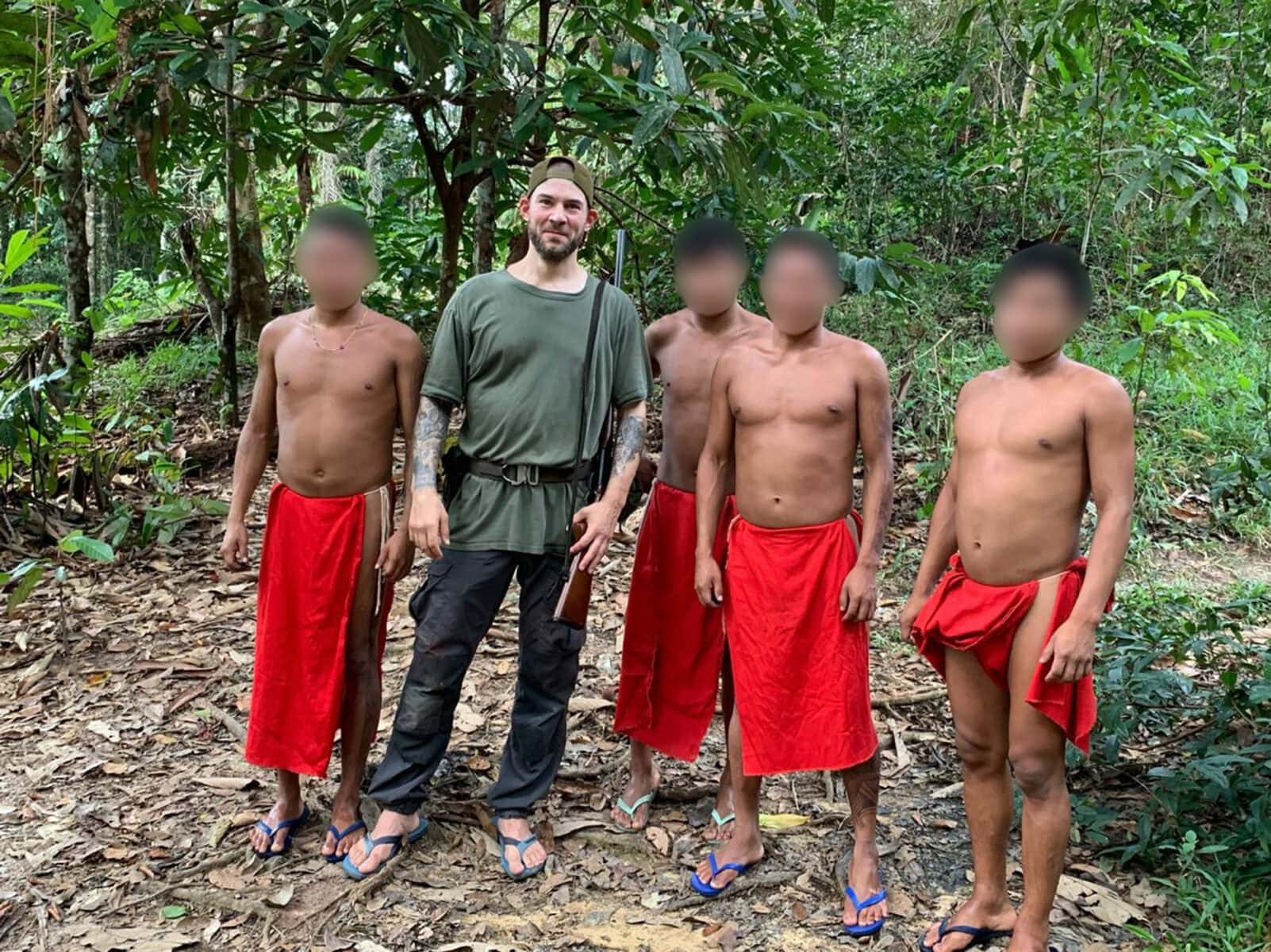 Survival-Experte Maurice Ressel mit Waiãpi-Indigenen im Amazonas – 6 Monate Feldforschung Brasilien